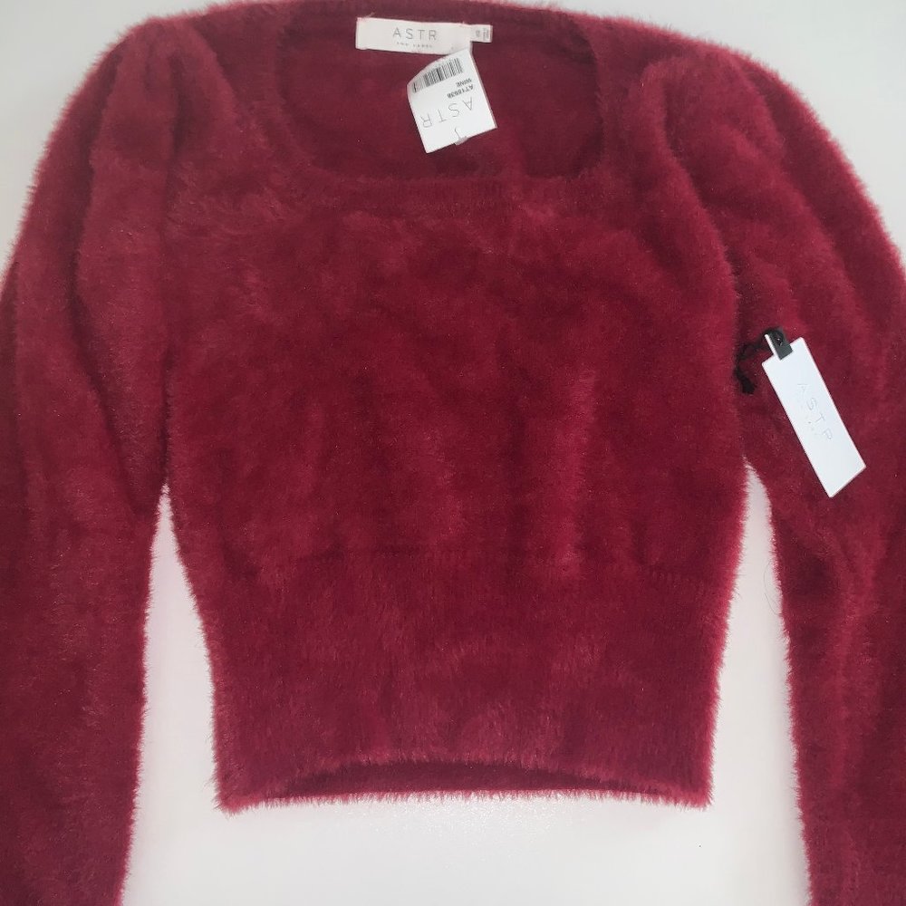 Red velvet puffer sleeve sweater